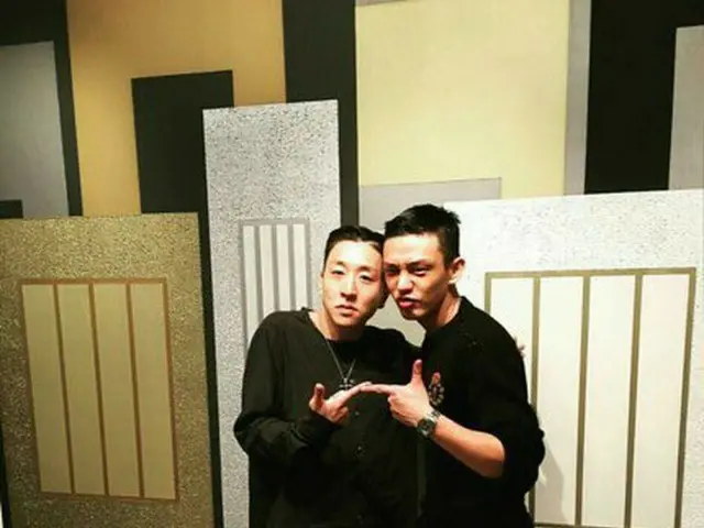Actor Yu A In, two-shot with rapper Flowsik. I went to a rappers BewhY the otherday, did you star in
