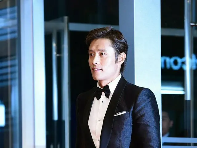 Actor Lee Byung Hun, Global Star Award. ”2016 APAN Star Awards”