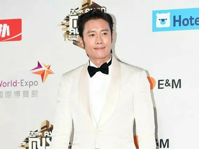 Actor Lee Byung Hun, ”2016 MAMA” Red Carpet Event, Hong Kong.