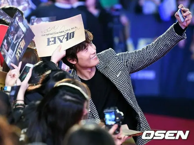 Actor Lee Byung Hun attended the movie 'Master' red carpet showcase. @ Seoul ·Jamsil's student gymna