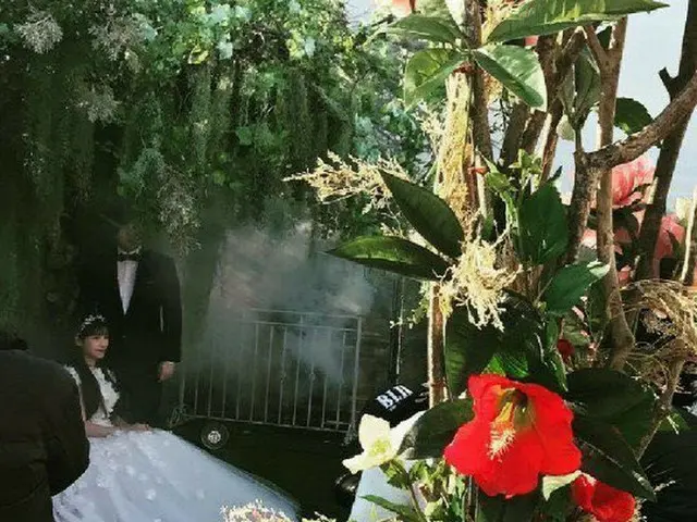 HOTMun Hee Jun, CRAYON POP SOYULE, released shooting site for weddingphotographs.