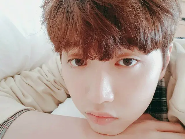 B1A4 Sandeul, a little like ”Keroro sergeant” turned? Just now, the face ofwaking up. .