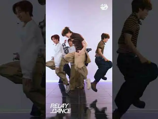 가득 들이키고 싶은 크래비티_ 의 Lemonade Fever | 릴레이댄스<br><br>More from #M2? :D<br><br>Facebo