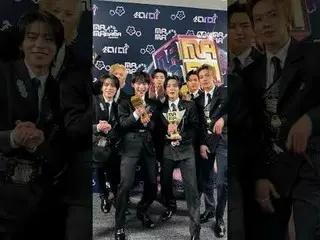 [#2025MAMA] Tiger Presents the Trophy!🐱🏆 엔하이픈_ _  (엔하이픈_ )<br>
Mission accompl