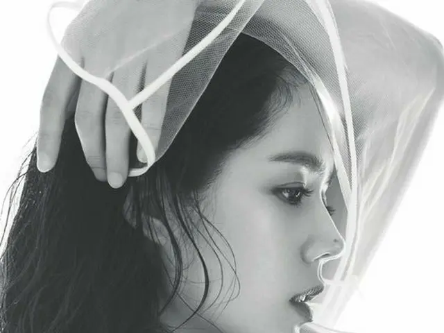 Actress Han Ga In, photos from ”VOGUE KOREA”.
