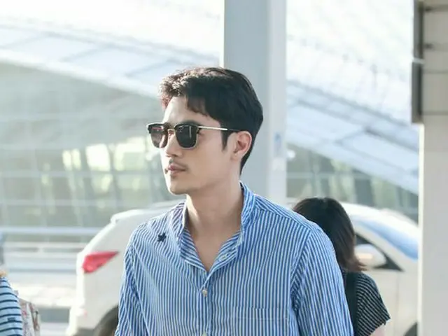 Actor Kim Kang Woo, departed to China for the recording of ”Will the Locals EatIt?”