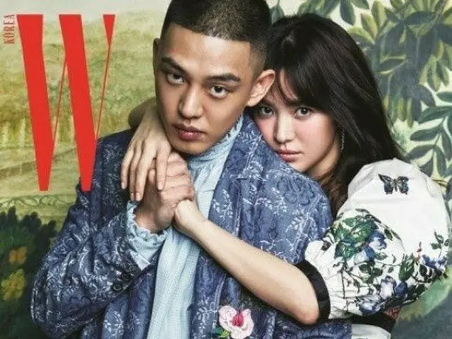Actor Yu A In, actress Song Hye Kyo, released pictures. Magazine W.