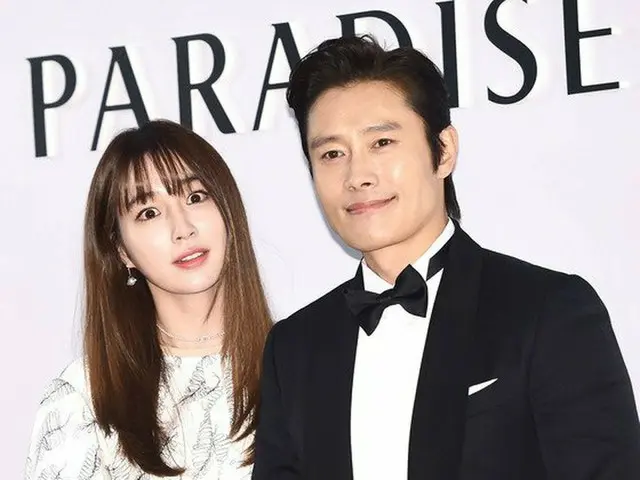 Actor Lee Byung Hun & actress Lee Min Jon attended the complex event ”PARADISECITY” open event.