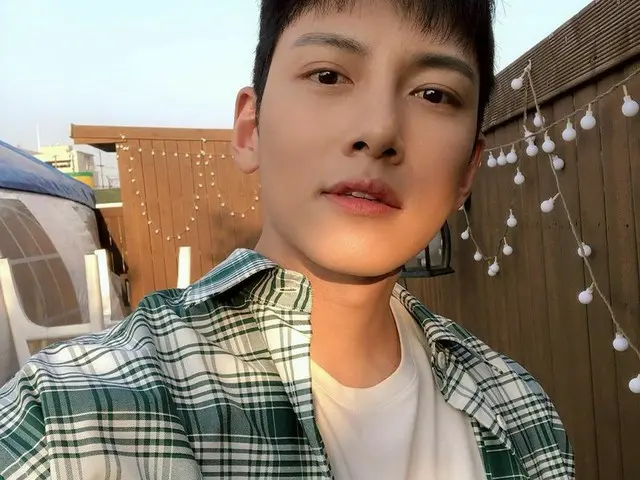 【G Official】 Actor Ji Chang Wook, published a photo.