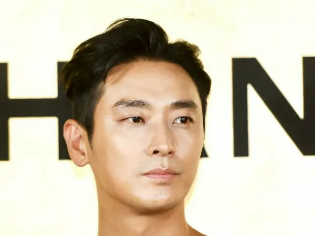 Actor Joo Ji Hoon attends a photo call on CHANEL. Afternoon on 28th, Seoul ・ Sfactory. . . .
