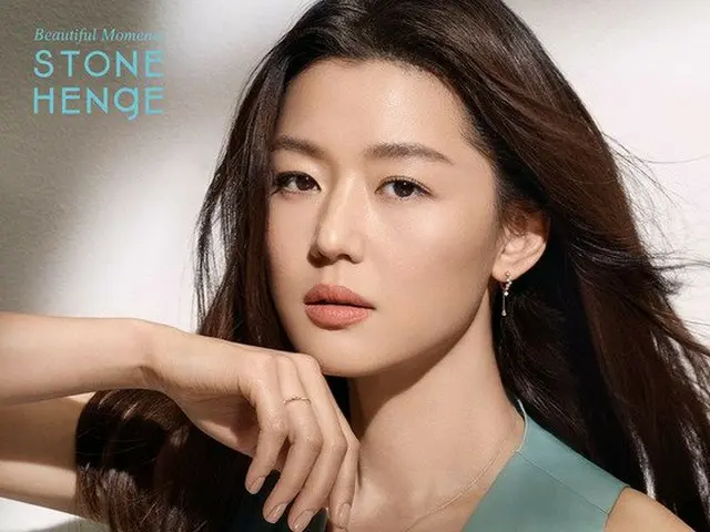 Actress Jung JI HYOON, photos from STONE HENGE.