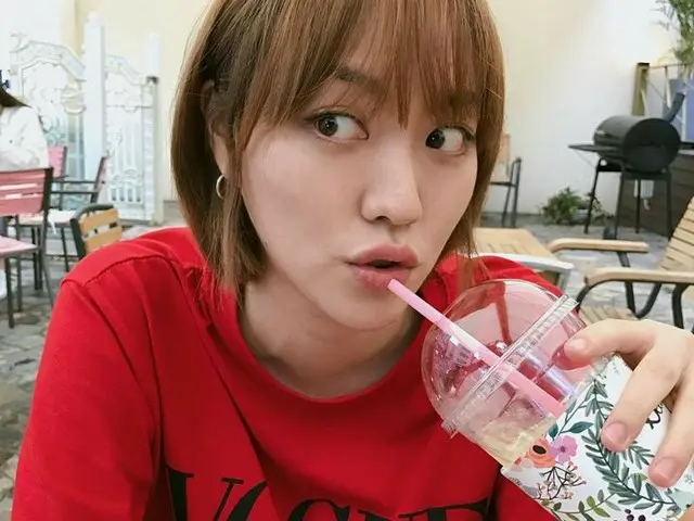 HELLOVENUS lime, updated SNS.