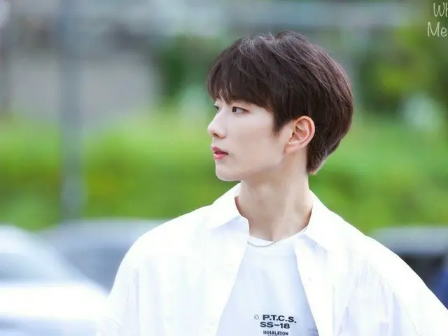 The debut of the new idol group of PRODUCEX101 former member is Hot Topic. . ●Three-person boy group