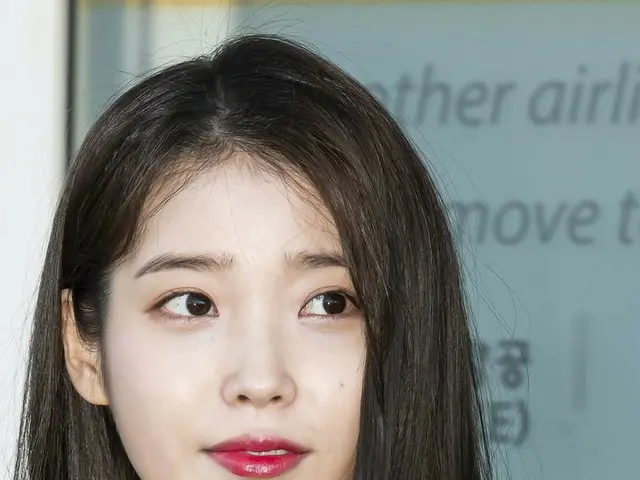 IU (아이유), 구찌 2020F / W 패션쇼에 참석하기 위해 이탈리아 로마를 향해 출발. 18 일 오후 인천 국제 공항. .