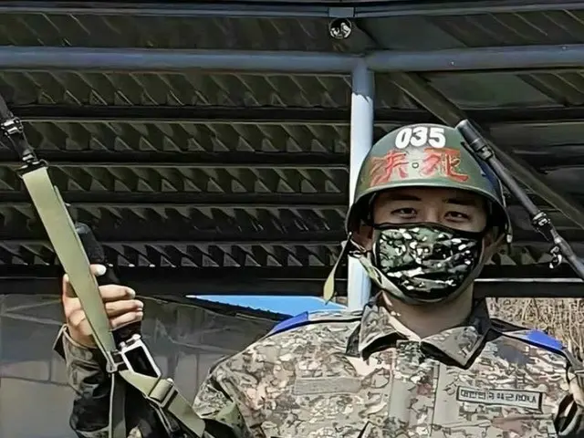 BIGBANG VI's Hot Topic in South Korea shows a trainee who has joined the army.-”Death” in the iron c