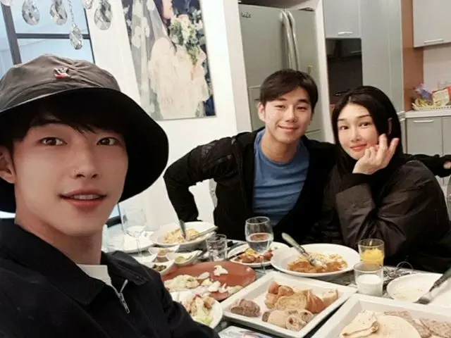 【G公式】俳優ウ・ドファン、다시 한번 결혼 축하해요부럽🤭😆🙈  