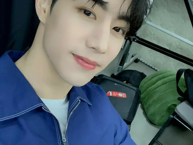 【G公式】GOT7_マーク、빨리 보고 싶다. 데이트 할 때 하고 싶은 거 있어?#🐥💚🐰  