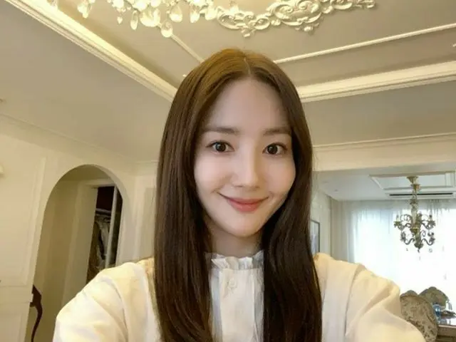 【g公式】女優パク・ミニョン、유튜브 오고있다 오고있다 🎬 #youtuber　 