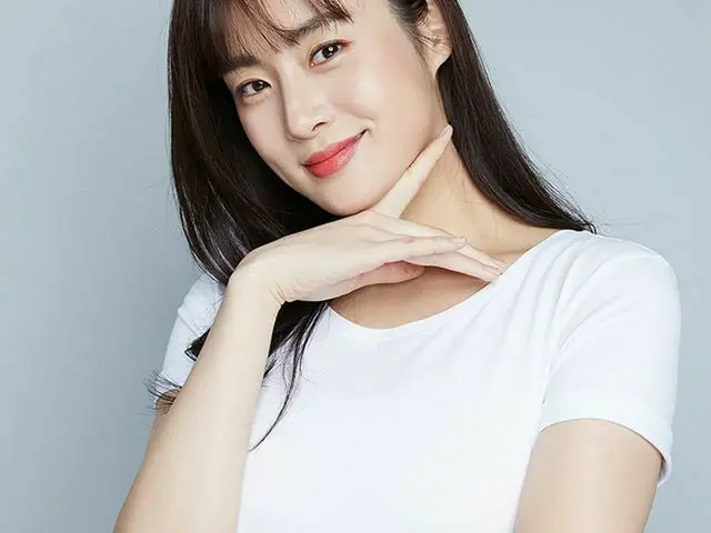 【g公式】女優カン・ソラ、#작년부터 #매일챙겨먹는 #세리박스 #두번째촬영<br><br>촬영전 필수템.... #다이어트집착연구소 serybox_of