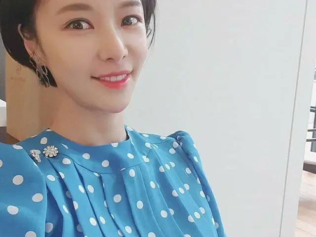 [g 공식] 배우 황정음, 🌈🙏❤🐣  