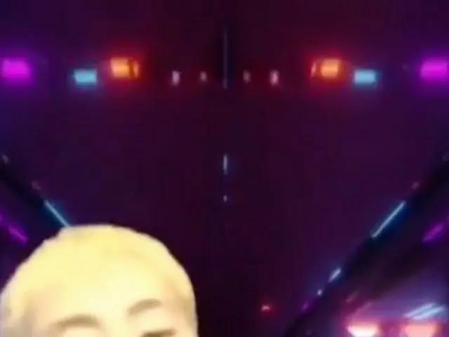 [G 공식】 2PM_ 출신 박재범, Asian slim shady #quarantinelive callmegray in background 😂