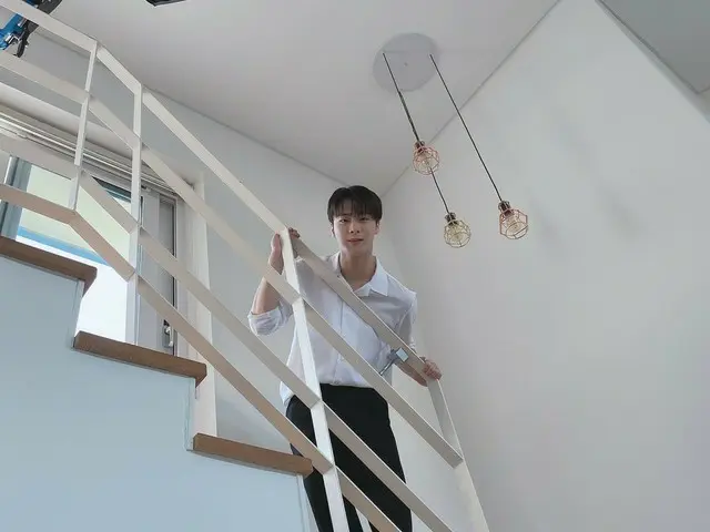 【T公式】ASTRO、판타지 로맨스 드라마 인어왕자가 오늘 첫 방송됩니다!!😆<br>우혁으로 변신한 저 빈이의 모습이 궁금하시다면 꼭 봐주세요 