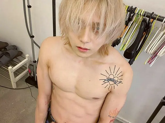 [g 공식】 4MINUTE_ 출신 현아, New post  