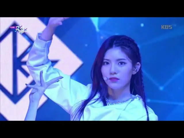 【公式kbk】퓨쳐(FUTURE) - 걸카인드(GIRLKIND) [뮤직뱅크/Music Bank] 20200417　 