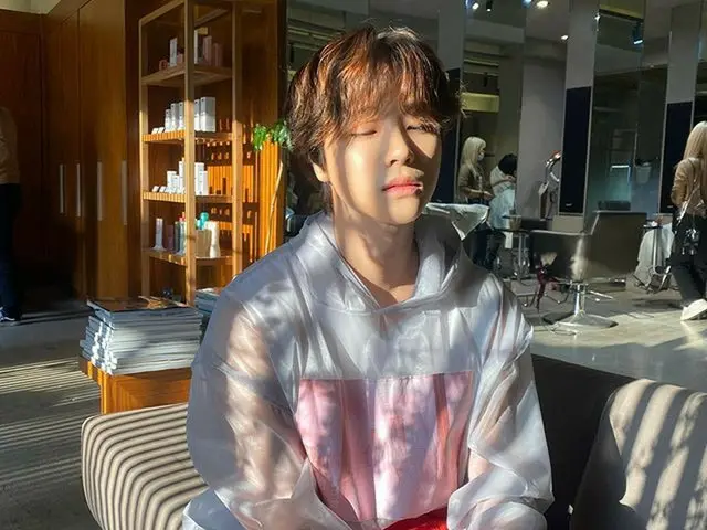 【G公式】iKON_ジェイ（Jay）、vitaminD #광합성스타그램　 