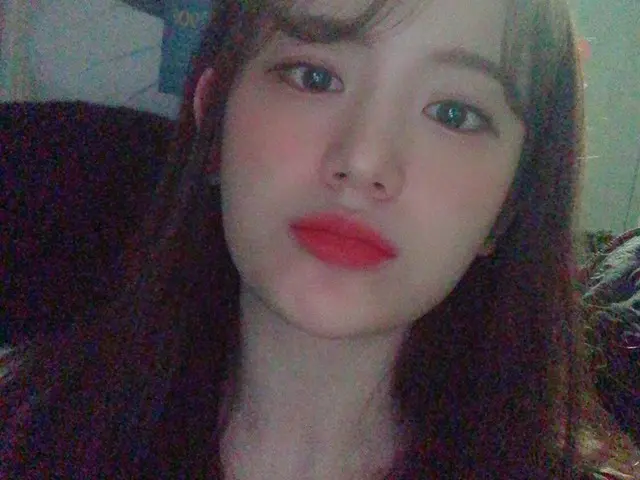 【t公式】fromis_9、[#규리] 우리 플로버들 뭐해용<br>모두 행복한 주말 보내길🍊❤️