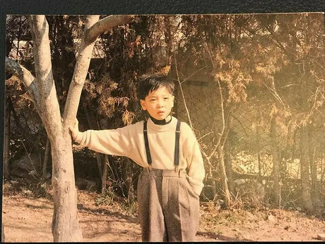 【G公式】CNBLUE_ヨンファ、다가가고 싶지만 그러지 못하고 멀찌감치 떨어져 지켜보는 남주st🙈🧐　 