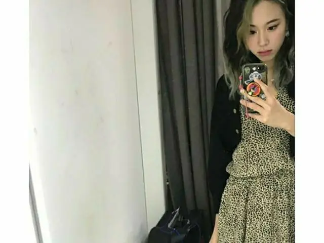 【g公式】TWICE、내일 유튜브에서 공개되는 TWICE  다큐멘터리, 시즈 더 라이트! 많이 기대해주세요! 그리고 많은 분들이 생일 축하해주셔서