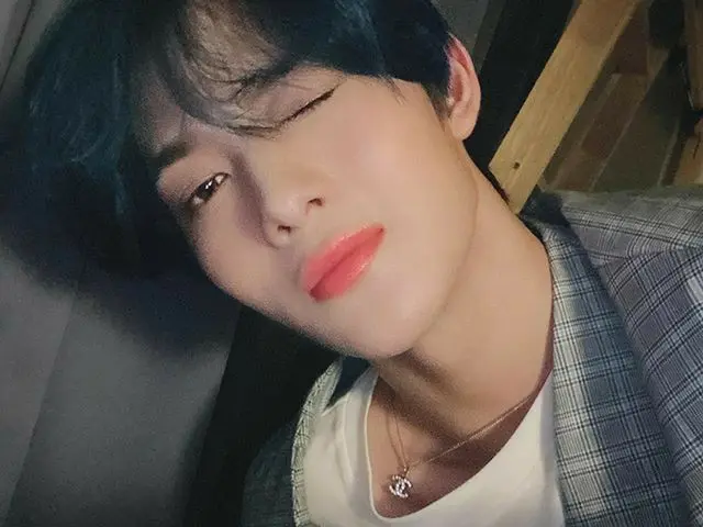 【G公式】CIX、⠀<br><br>스케줄 끝😉🥱<br><br>#CIX   #FIX #팬바라기 #배진영 #JINYOUNG #BAEJINYOUNG
