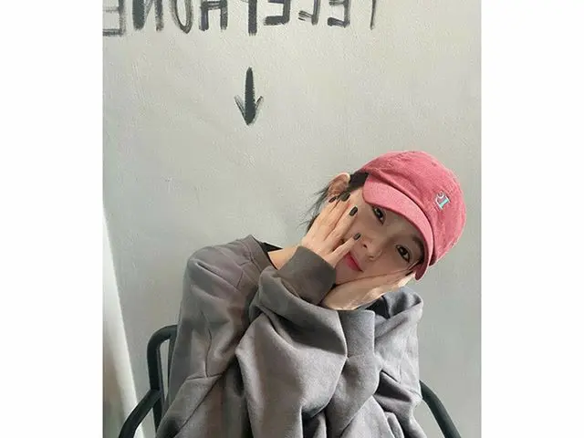[g 공식】 RED VELVET_ 아이린, 🤔🤔😉  