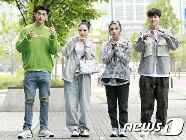 KARD 온라인 콘서트 'TikTok Stage Live From Seoul」회장 들어간다. .