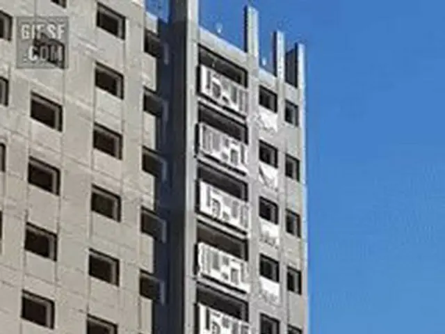 한국에서 상용화 된 신형 「피난 계단. "  ● 피난 사다리보다 신속한 피난이 가능합니다. .