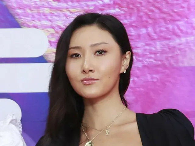 "MAMAMOO"화사 허리 통증이 25 일 예정인 'KCON : TACT 2020SUMMER'에 출연을 배웅. .