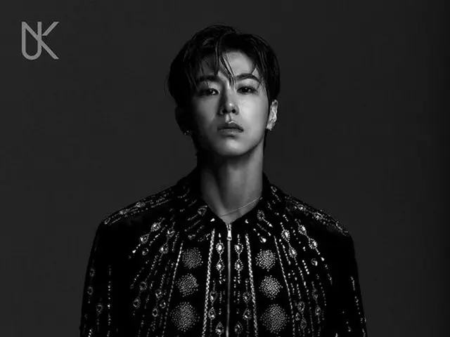 '동방신기'유노윤호, 데뷔 후 최초의 웹 버라이어티 출연에. . 첫 단독 MC에 도전. 오는 8 월 개봉.