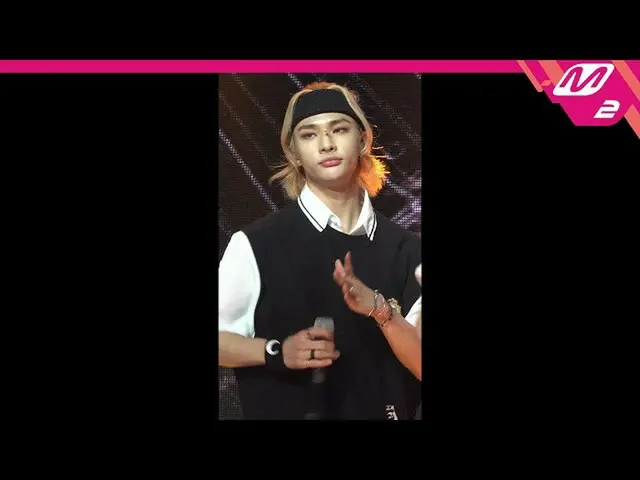 【公式mn2】[MPD직캠] 스트레이 키즈_  현진 직캠 4K 'Easy’ (스트레이 키즈_ _  HYUNJIN FanCam) | MCOUNTDO