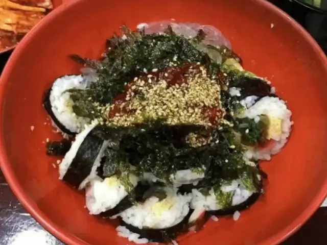 한일 문화의 접점 부산. . 부산 포장 마차의 명물 "#비빈킨빠 '가 왜 한국에서 화제. .