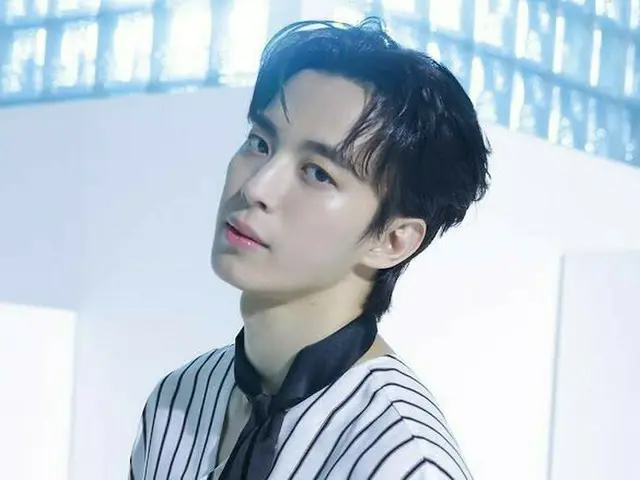#VIXX former member Hong Bin joins the army. ● Born in 1993, debuted at VIXXwhen he was 19 years old
