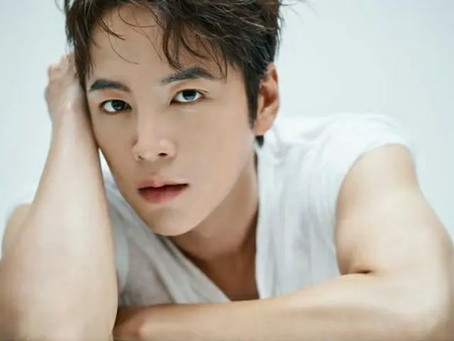 장근석 화보 공개. .
