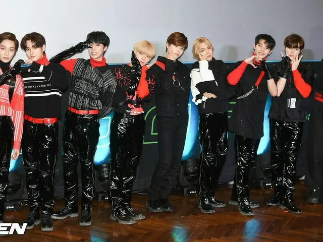 신인 보이 그룹 'GHOST9 "데뷔 쇼케이스 개최 중. .