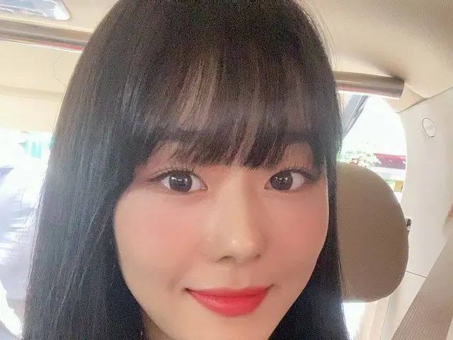 【t公式】체리블릿、[#채린 #CHAERIN] 하늘이 너무 예쁘다...😲♥️<br><br>#CherryBullet #체리블렛