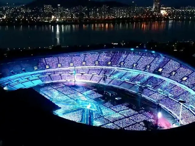 잠실 서울 올림픽 주 경기장에서 콘서트 개최 역대 가수 여자 가수 (솔로, 그룹 모두)가없는 것이 화제가되었다. . ● 'HOT', 'SHINH