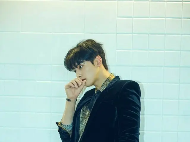 ASTRO 차 은우 화보 공개. 중국 패션 잡지 'CHIC " .