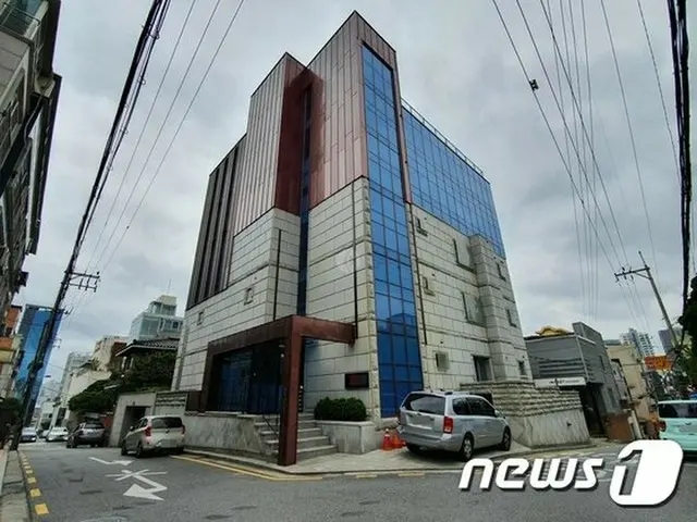 백합 (소녀 시대), 서울 강남에 약 11 억 엔 상당의 5 층 건물을 새로 구입. .
