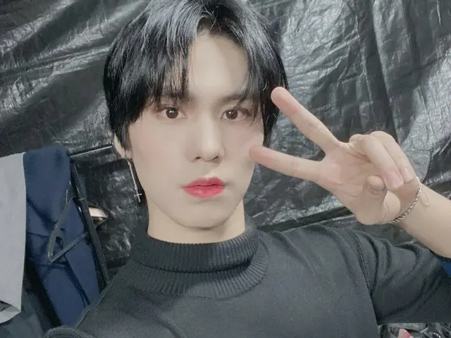 【T公式】아스트로、이얏 ㅎㅎ 로하들 <br>방송 봤나요~? 마지막까지 함께해요<br>#라키 #아스트로