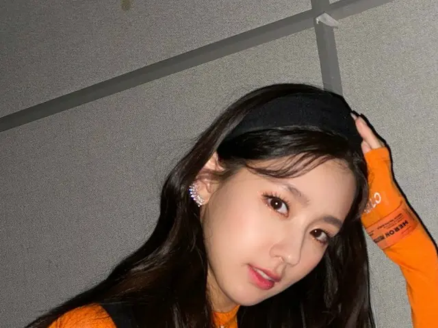 【t公式】（G）I-DLE、[#미연] 🧡🖤🧡🖤sbs 슈퍼온택트!! 고생하셨습니다🥰<br><br> 