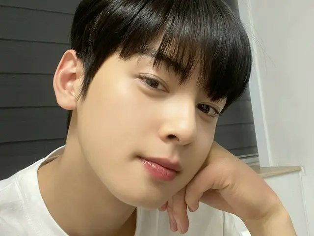 【T公式】아스트로、뭐하고 있으려나~~~??<br>날씨가 많이 쌀쌀해졌는데 따뜻하게 입고 다녀요😊😊😊